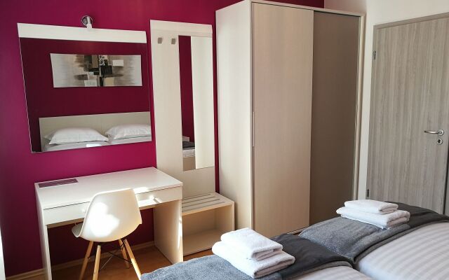 Apartment Ton - 200m from the sea: A2 Bol, Island Brac