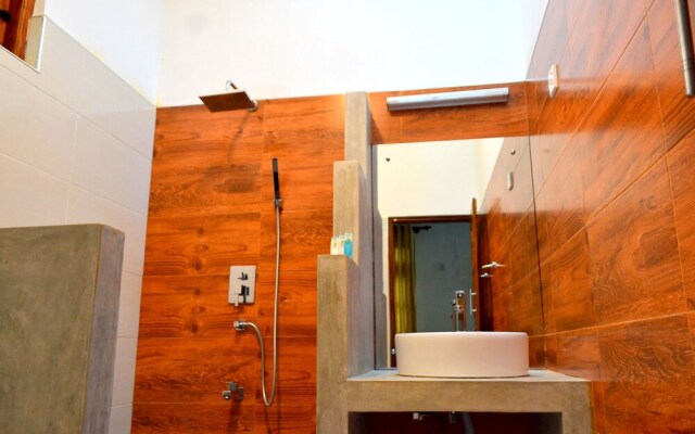 Safari Queens Resort