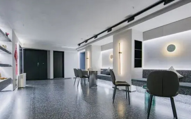 52 Hertz Multi-Experience Hotel (Xi'An Xiaozhai)