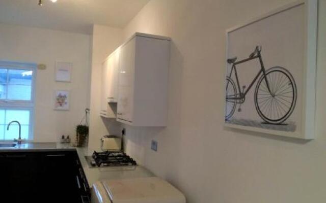 Euston Apartment