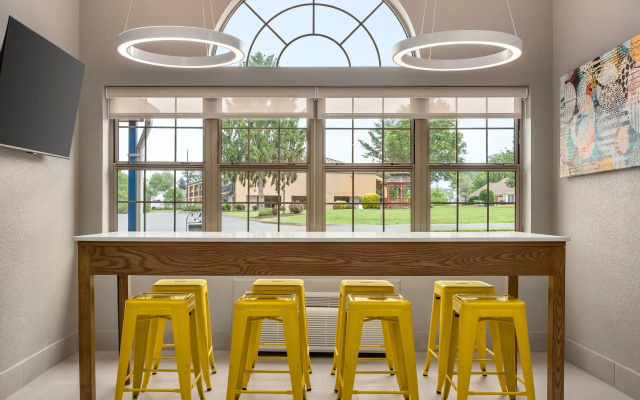Microtel Inn & Suites by Wyndham Culpeper
