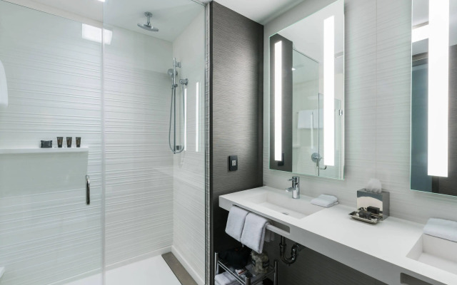 AC Hotel by Marriott Boston Cambridge