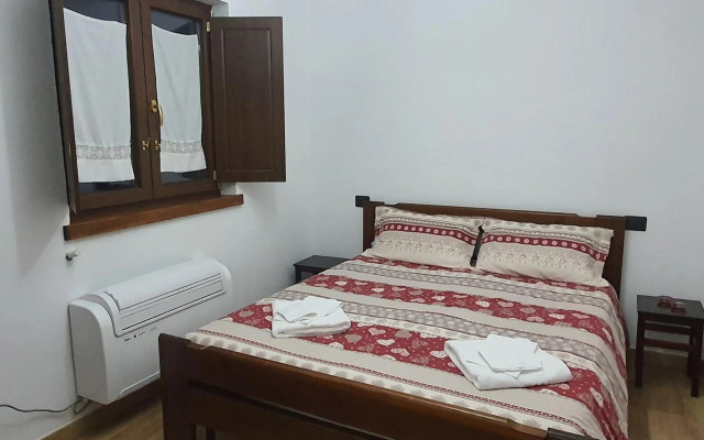 Antica Neviera House