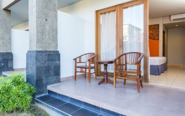 RedDoorz Plus @ Padma Utara 3