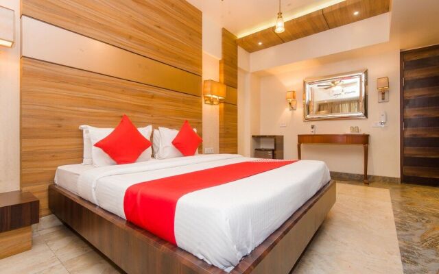 OYO 14699 Hotel Nakshatra Regency