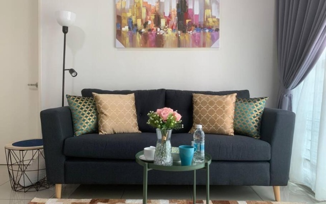 Hello Ruma, Conezion IOI City Mall Putrajaya, 2 rooms, Pool View – Hotel Rooms – Putrajaya