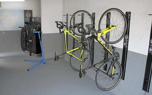 Petit Hotel Restaurante Ses Rotges - Adults Only