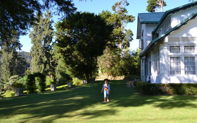 Brockenhurst Villa