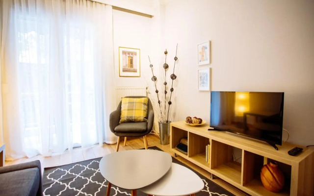 Luxurious & Modern | Walk Everywhere | 5★ Amenities