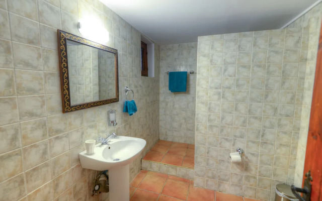 Komi Lofou House by TrulyCyprus