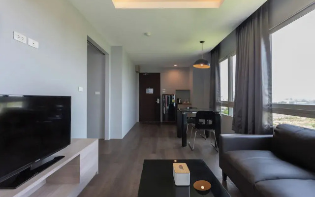 Tisha Hotel