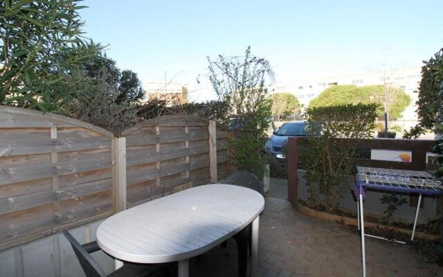 Appartement Balaruc-les-Bains, 1 pièce, 2 personnes - FR-1-553-120