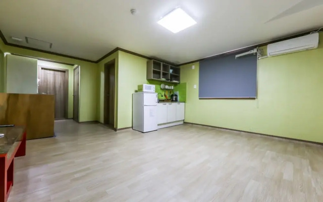 Boryeong Paradise Pension Motel