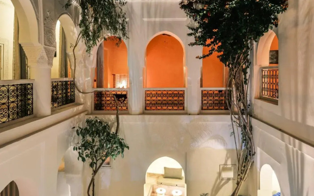 Riad Brummell Medina