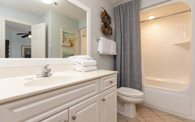 Phoenix Ix 705 3 Bedroom Condo