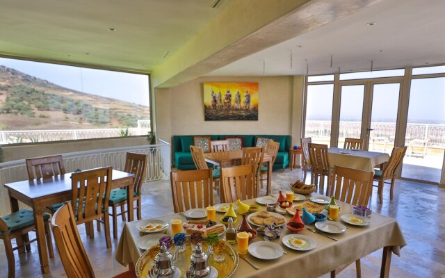 Bhalil Farm House