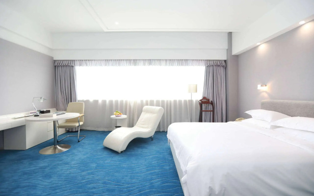 Ramada Plaza Riverside Hangzhou