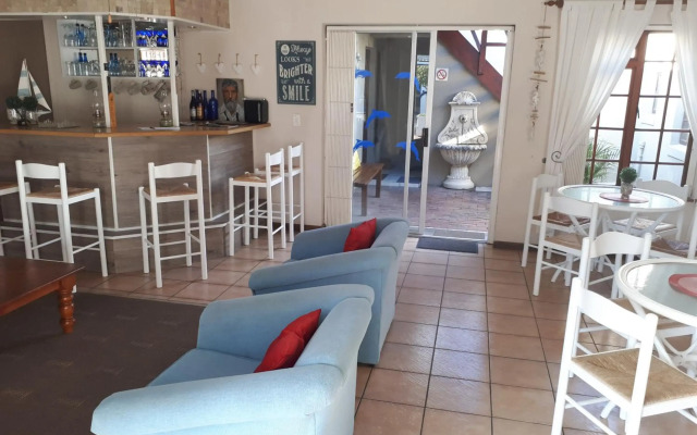 Blouberg Dolphin Inn