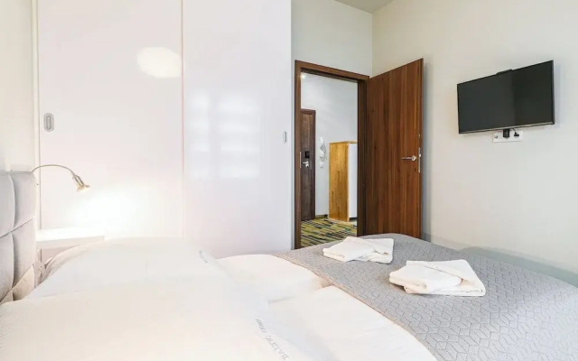 Baltic Park Molo by Baltic Home