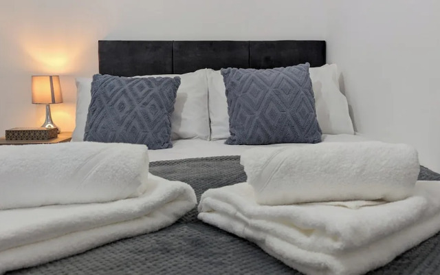 Modern House - 4 Bedrooms - Familyfriendly