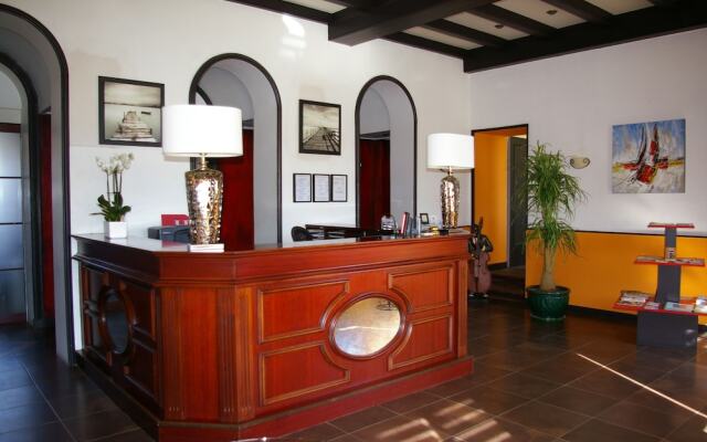 Queen Serenity Hotel