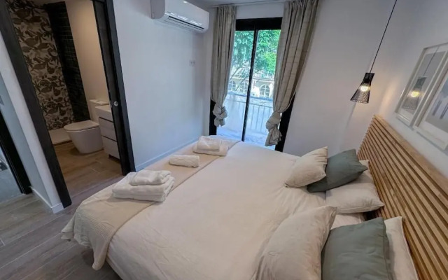 ZUR Boutique Hostel