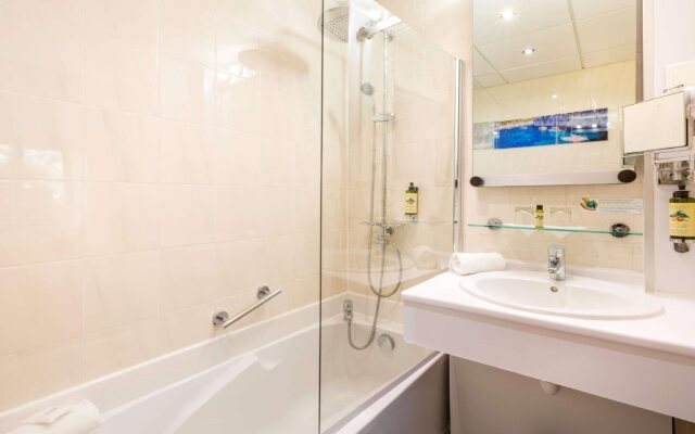 Best Western Plus La Rade