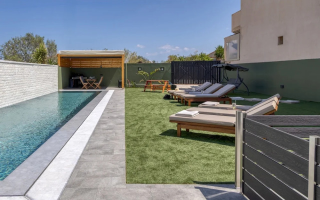 Potame Suite by Estia Pool View
