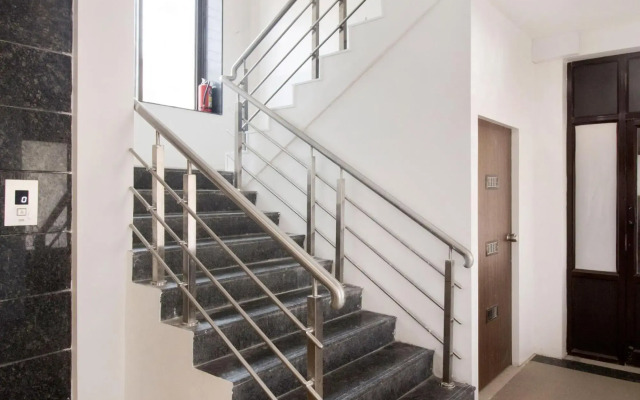 24 Baner By OYO Rooms