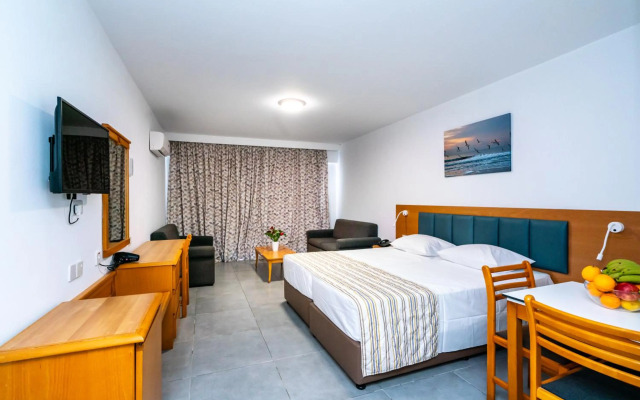 Helios Bay Hotel Apartments