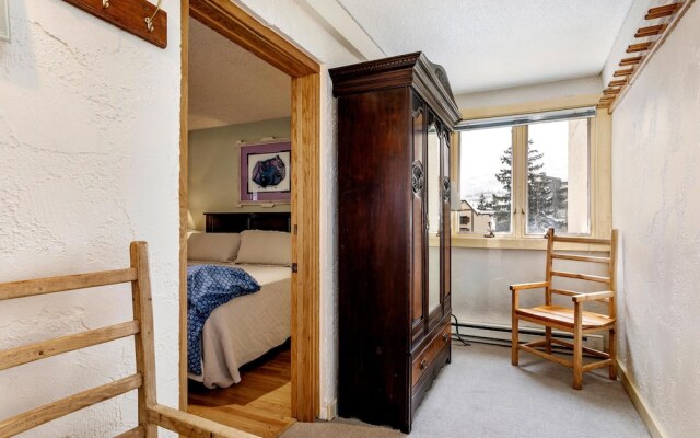 Lifthouse 306, Studio Condo