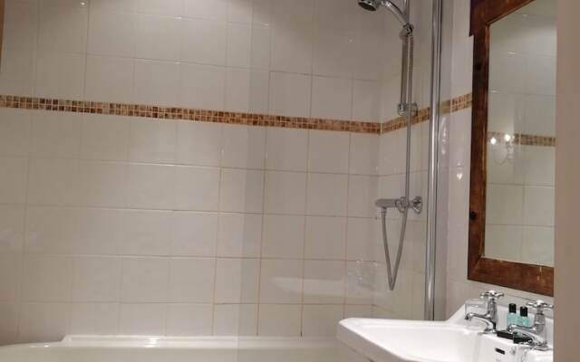 Broomhall Castle Hotel