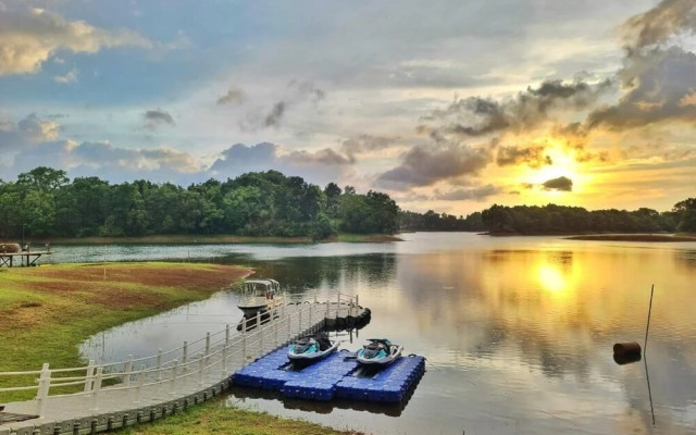 Sofia's Lake Resort