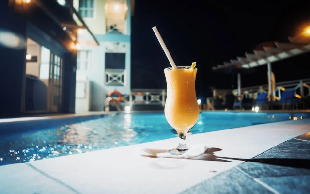 Manta Lodge Hotel and Dive Centre