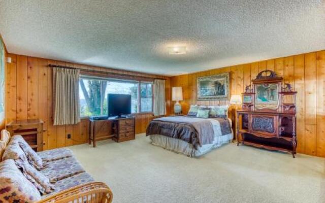 The Bridge and Balcony