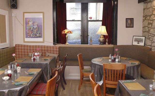 Dunning Hotel