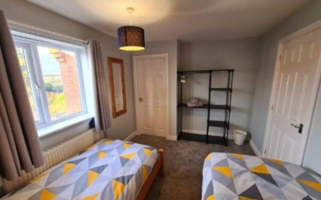 Sublime Stays Burton-on-trent 3-bed House