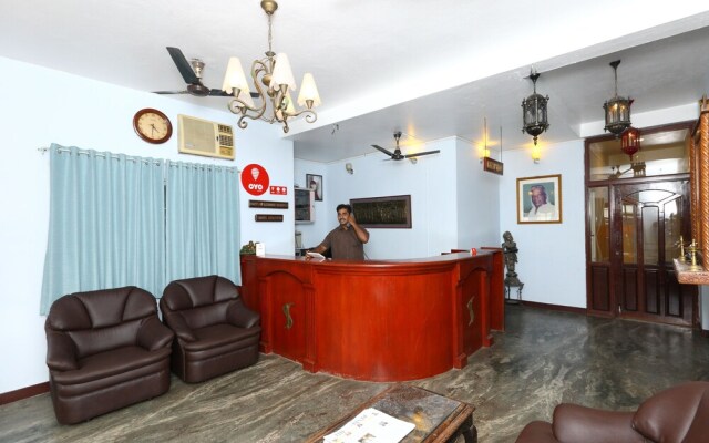 Santhi Inn by OYO Rooms