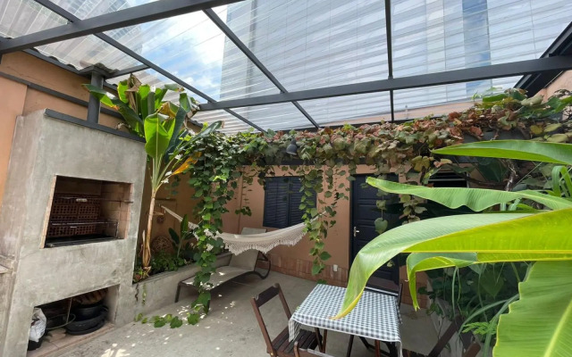 Casa inteira wifi 300MB vila privada 6 hóspedes