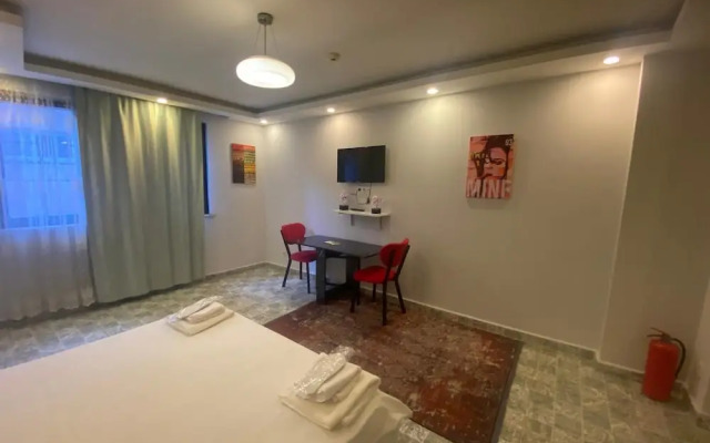 The Red Tent Suite 88