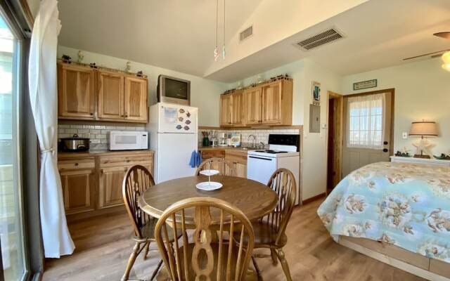 NC 12 56821-31 Condo by RedAwning