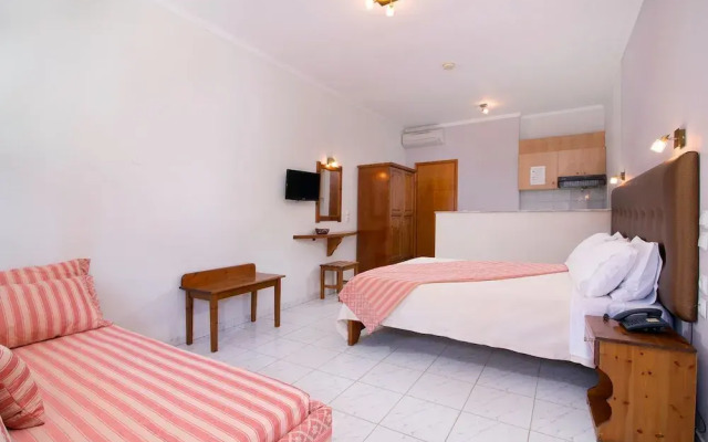Kamelia & Semeli Hotel