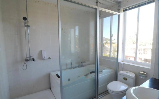 Lam Son Deluxe Apartments