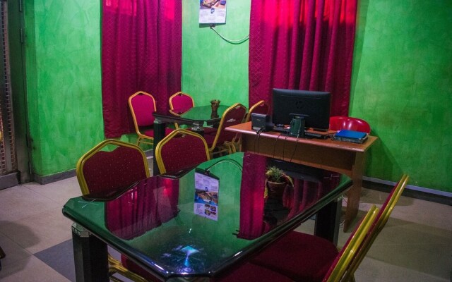 Exquisite Suites & Conference Centre