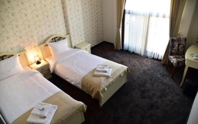 Hesteya Hotel
