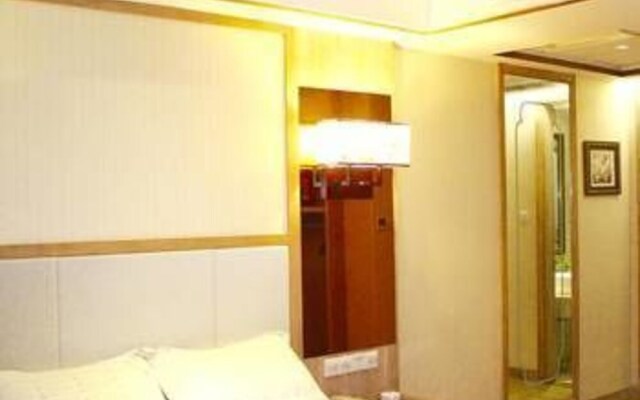 Wuyue Qianmen Hotel