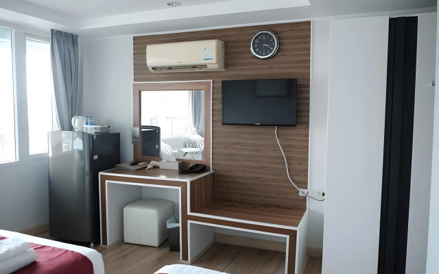 The Beach Front Resort Pattaya  - SHA Plus