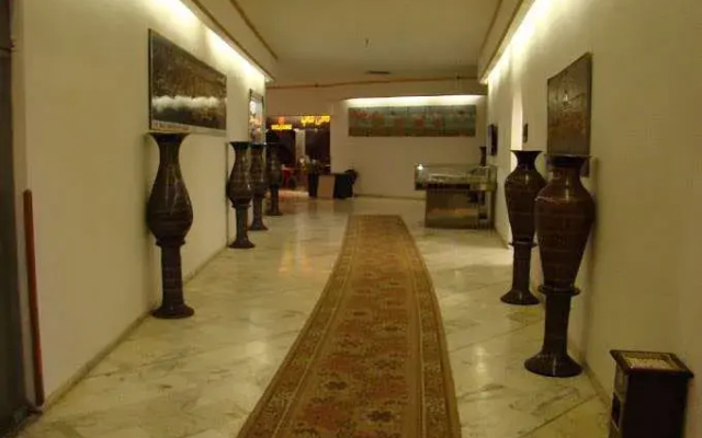 Karvansara Pars Hotel