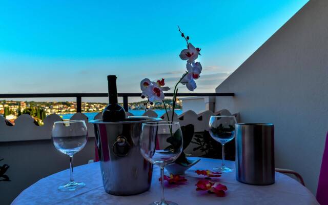 Luxury Apartments Villa Tea