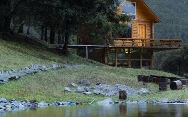 Tiger Leaping Gorge Camp Shangri-La